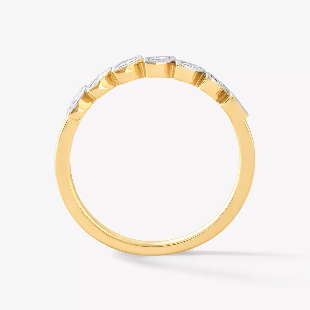 On The Angle Ring,,hi-res image number null