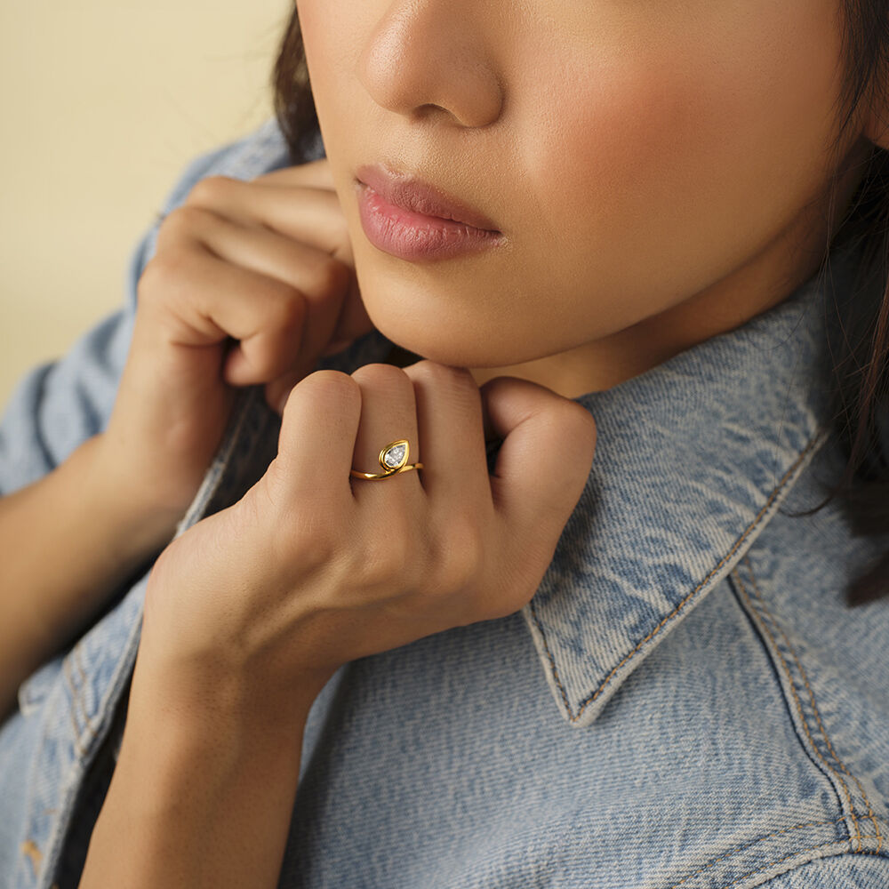 Twist of Desire Ring,,hi-res image number null
