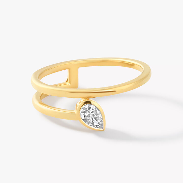 Slanting Story Ring
