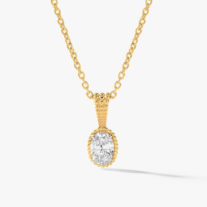 Oval Story Pendant With Chain