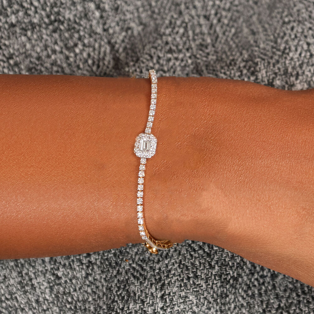 Centre Of Attention Bracelet,,hi-res image number null