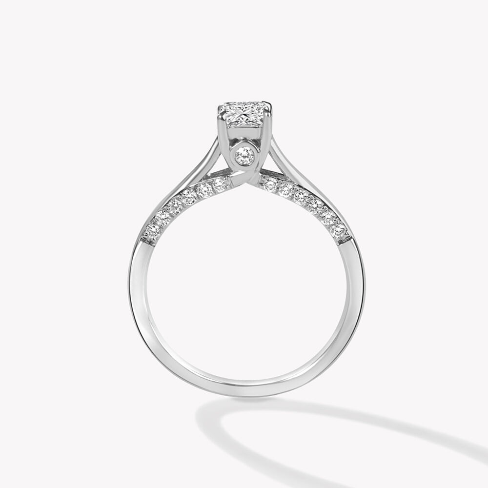 Angle Authority Ring,,hi-res image number null