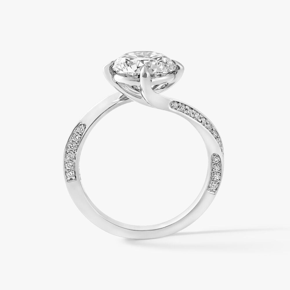 The Showstopper Ring,,hi-res image number null