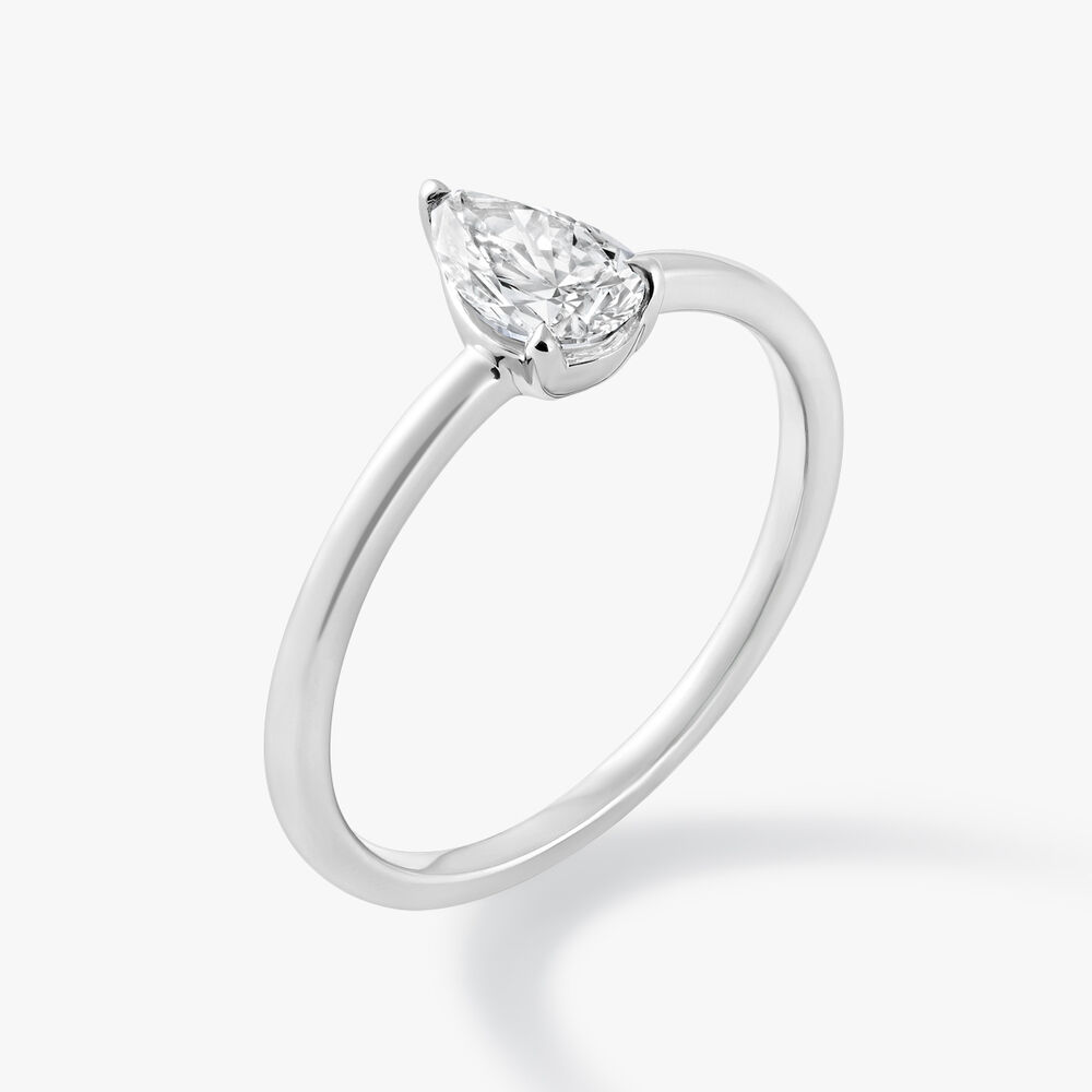 Pear Mode On Ring,,hi-res image number null