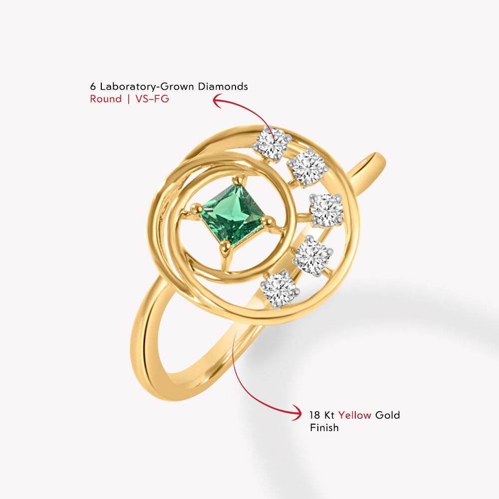 Green Takes Over Ring,,hi-res image number null